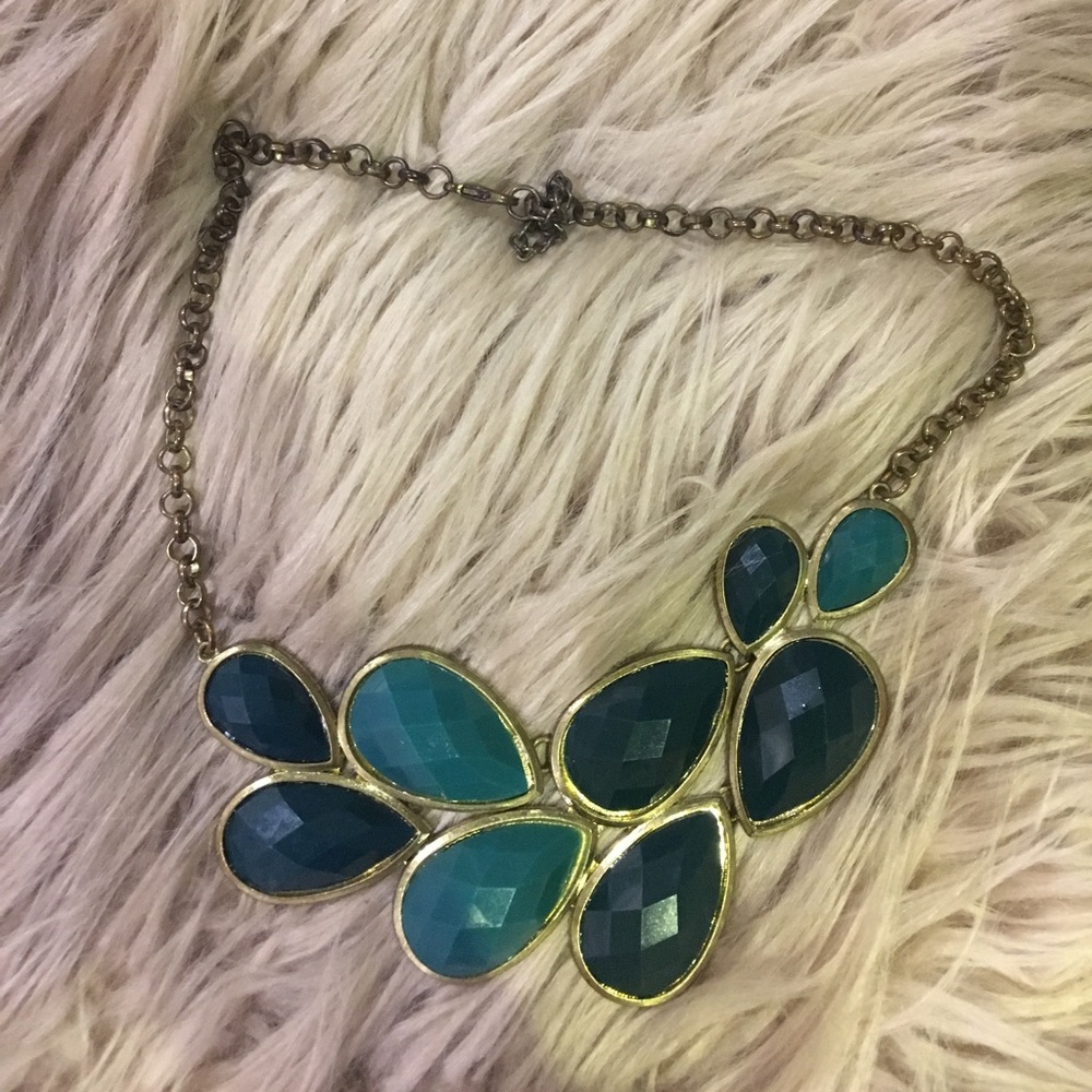 Gold and Turquoise Fashion Necklace